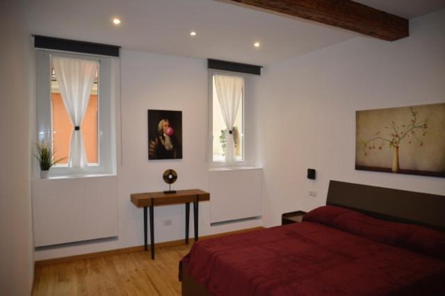 Fidia Palace Flavia'S Apartment Colosseo Rome Bagian luar foto