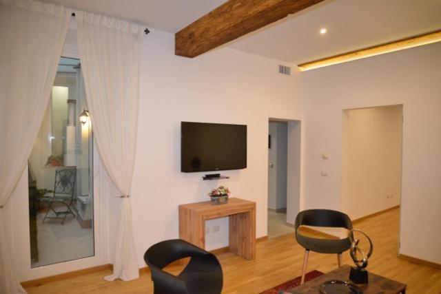 Fidia Palace Flavia'S Apartment Colosseo Rome Bagian luar foto